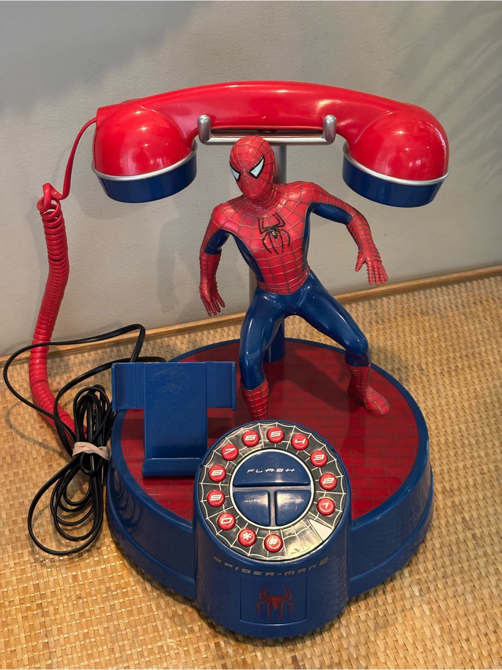 RARE 2004 Marvel Spider-Man 2 interactive landline telephone highly collectible